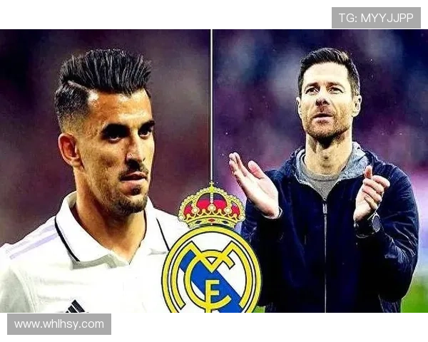 阿隆索正式亮相皇马训练场引发球迷热烈关注展现新角色