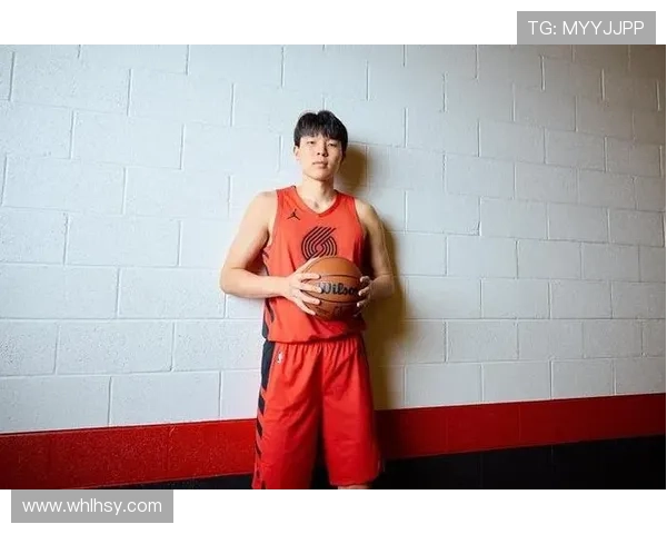 杨瀚森谈开拓者试训经历 称队内氛围非常友善积极